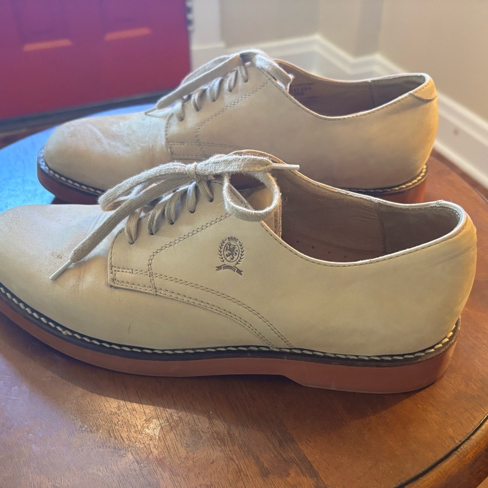 Tommy Hilfiger Tan Leather Oxfords